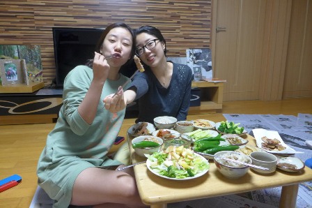 Having Samgyeopsal with Seonghwa and Jane.jpg