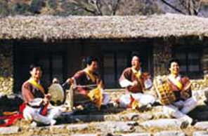 Music_samullori1_eng.jpg Music_samullori1_eng.jpg
