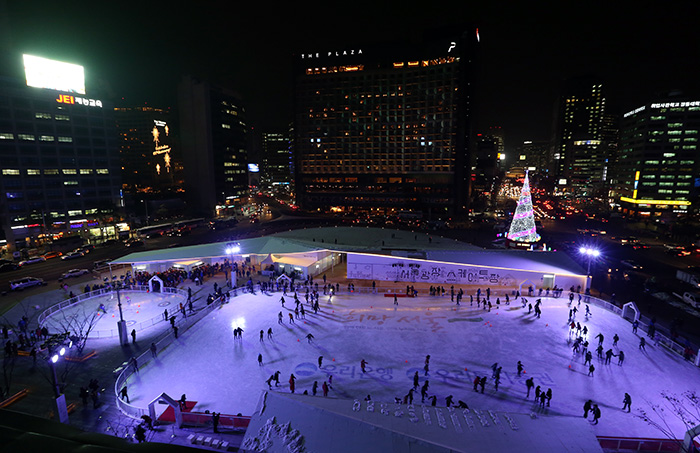 Seoul_Plaza_Skate_Opening_Article_01.jpg