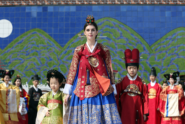 Spring_of_Insadong_04.jpg