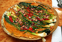 220px-Korean_pan_cake-Dongnae_pajeon-01.jpg