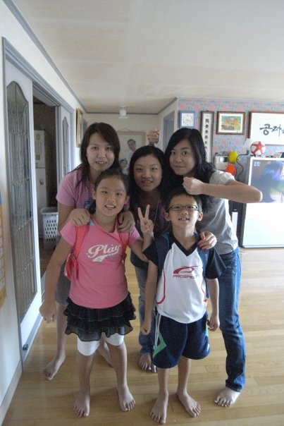 LSI_Host family with Guests.jpg